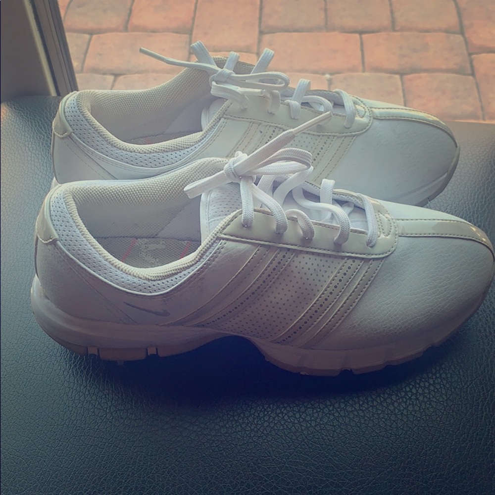 Used Golf shoe
